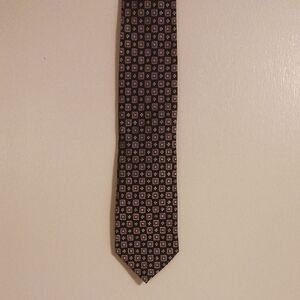 SPECIAL 3 FOR $25 Roundtree & Yorke Blue And Purple  Patterned Tie